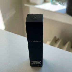 MAC Cosmetics Pro Longwear Concealer NW 25